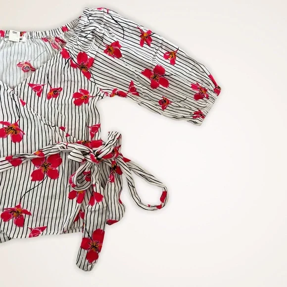 Billabong Wrap Top - Picture 3 of 4